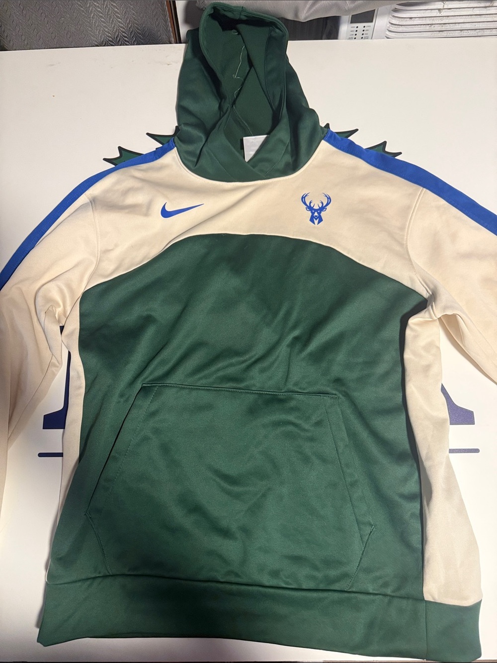Nike Green, Cream & Blue Milwaukee Bucks Pullover Hoodie